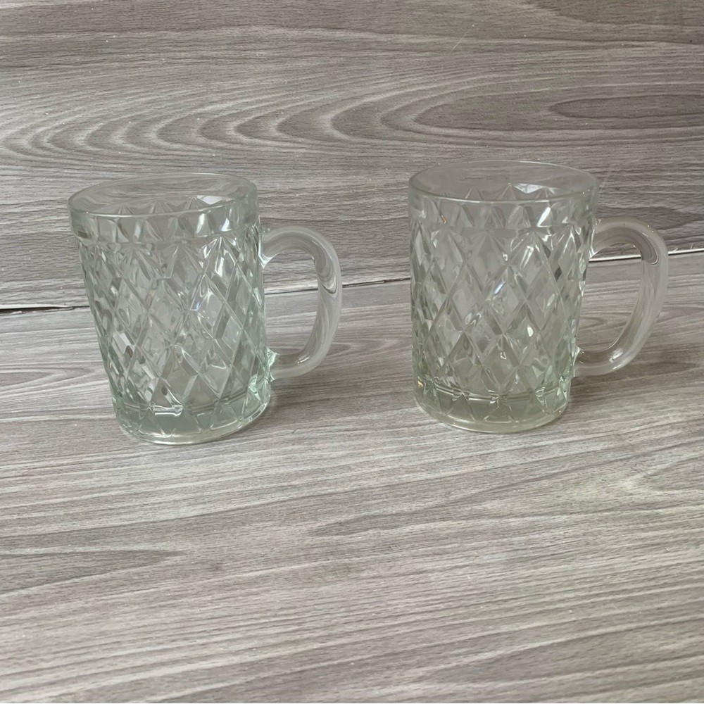 2 vintage Paul Sebastian Crystal Mug With Handles great condition.

No chips
